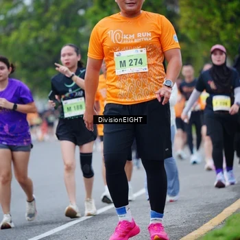 Runner Photo 8487068