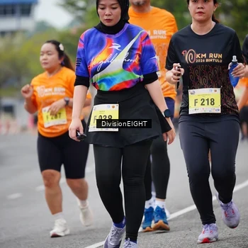 Runner Photo 8487092
