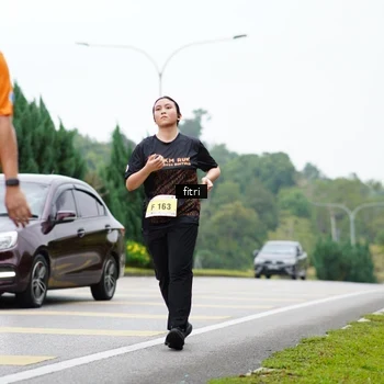 Runner Photo 8487096
