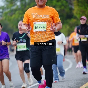 Runner Photo 8487115