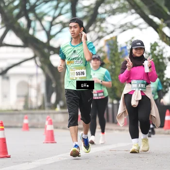 Runner Photo 8487122
