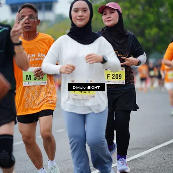 Runner Photo 8487128