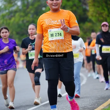 Runner Photo 8487131