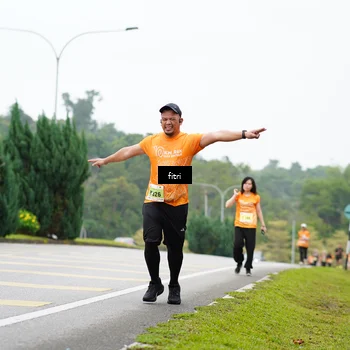 Runner Photo 8487159