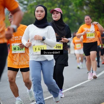 Runner Photo 8487163