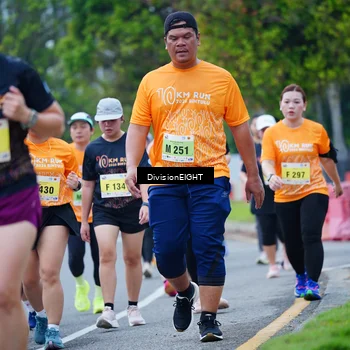 Runner Photo 8487262
