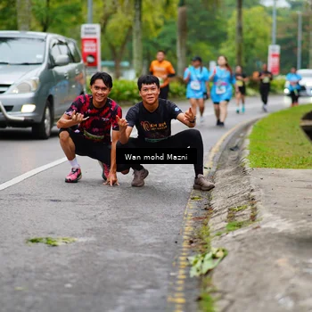 Runner Photo 8487299