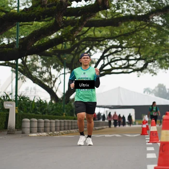 Runner Photo 8487301