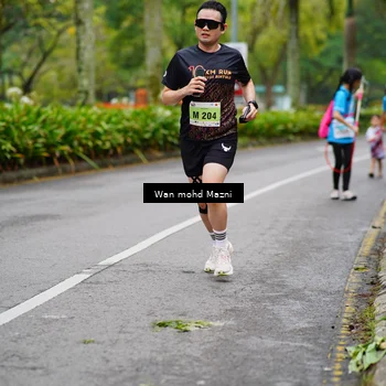 Runner Photo 8487311