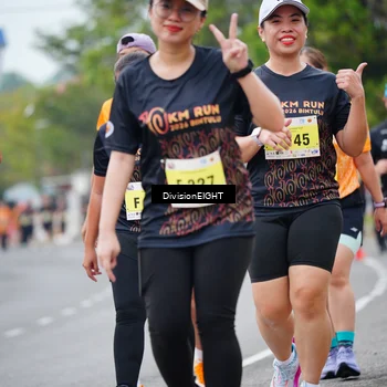 Runner Photo 8487344