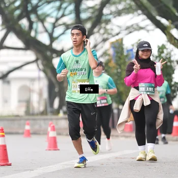 Runner Photo 8487351