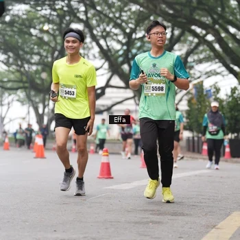 Runner Photo 8487362