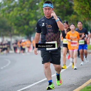 Runner Photo 8487381
