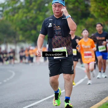 Runner Photo 8487383
