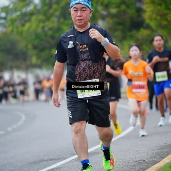Runner Photo 8487404