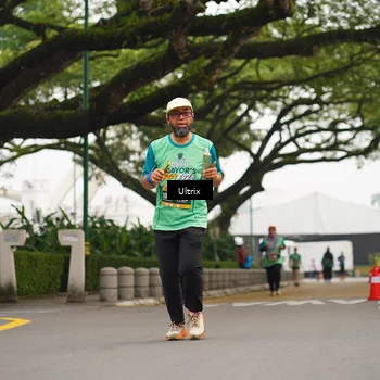 Runner Photo 8487453