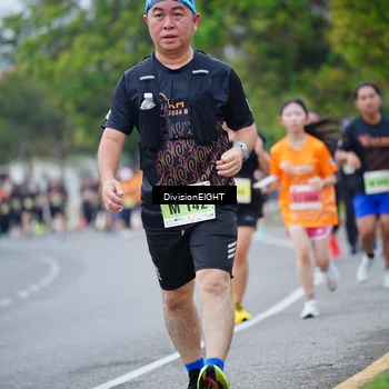 Runner Photo 8487457