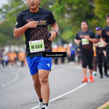 Runner Photo 8487486