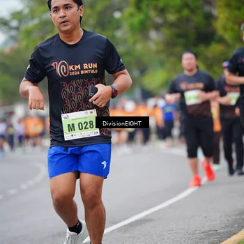 Runner Photo 8487489