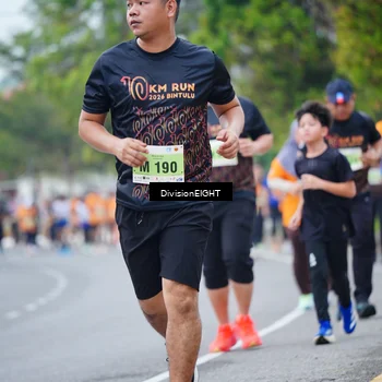 Runner Photo 8487509