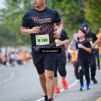 Runner Photo 8487519