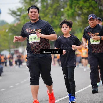 Runner Photo 8487535