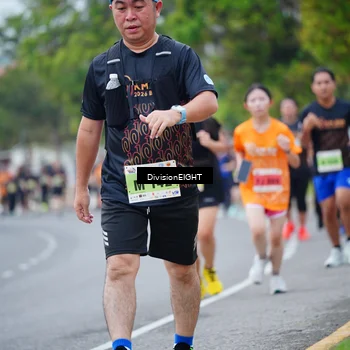 Runner Photo 8487537