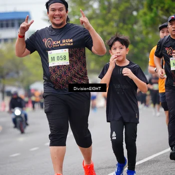 Runner Photo 8487549
