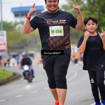 Runner Photo 8487566