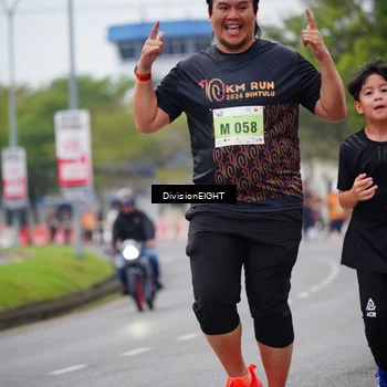 Runner Photo 8487569