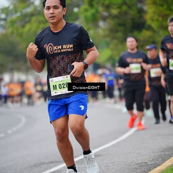 Runner Photo 8487607