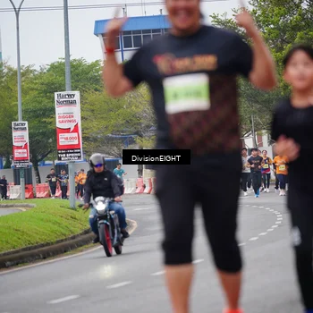Runner Photo 8487614