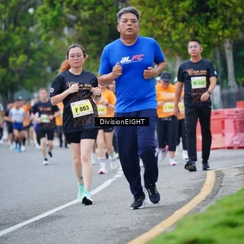 Runner Photo 8487664