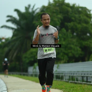 Runner Photo 8487669