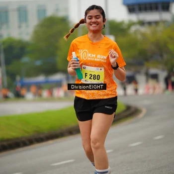 Runner Photo 8487699