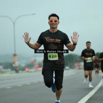 Runner Photo 8487723