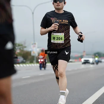 Runner Photo 8487725