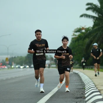 Runner Photo 8487736