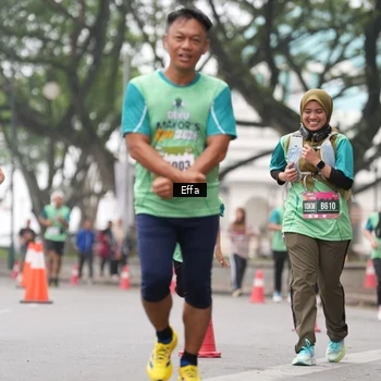 Runner Photo 8487743