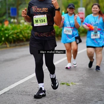 Runner Photo 8487752