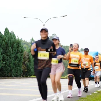 Runner Photo 8487754