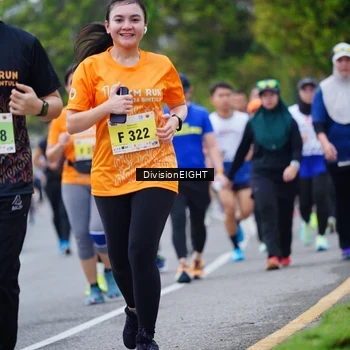 Runner Photo 8487756