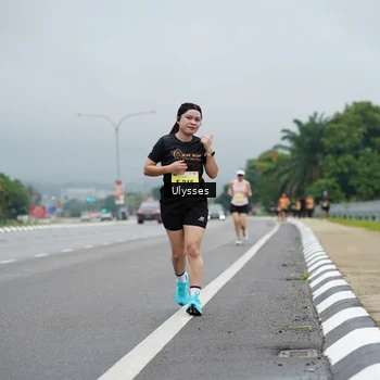 Runner Photo 8487758
