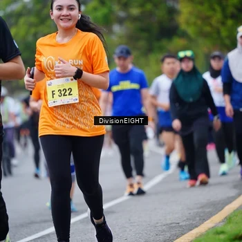 Runner Photo 8487771
