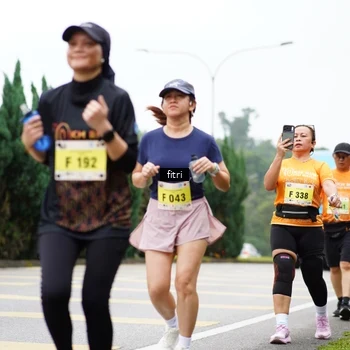 Runner Photo 8487792