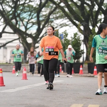 Runner Photo 8487794