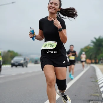 Runner Photo 8487799