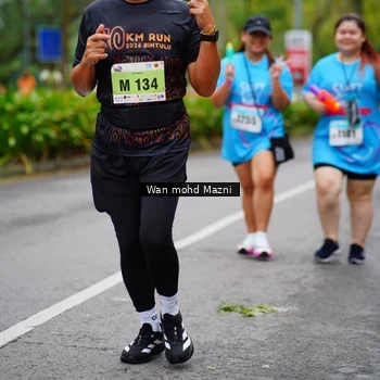 Runner Photo 8487802