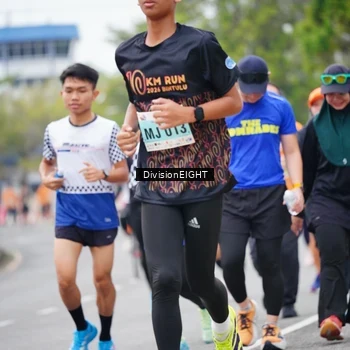 Runner Photo 8487811