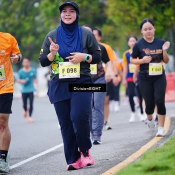 Runner Photo 8487886